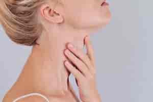 Rechazar Habitual hierro Molestias de garganta al despertar: causas y soluciones