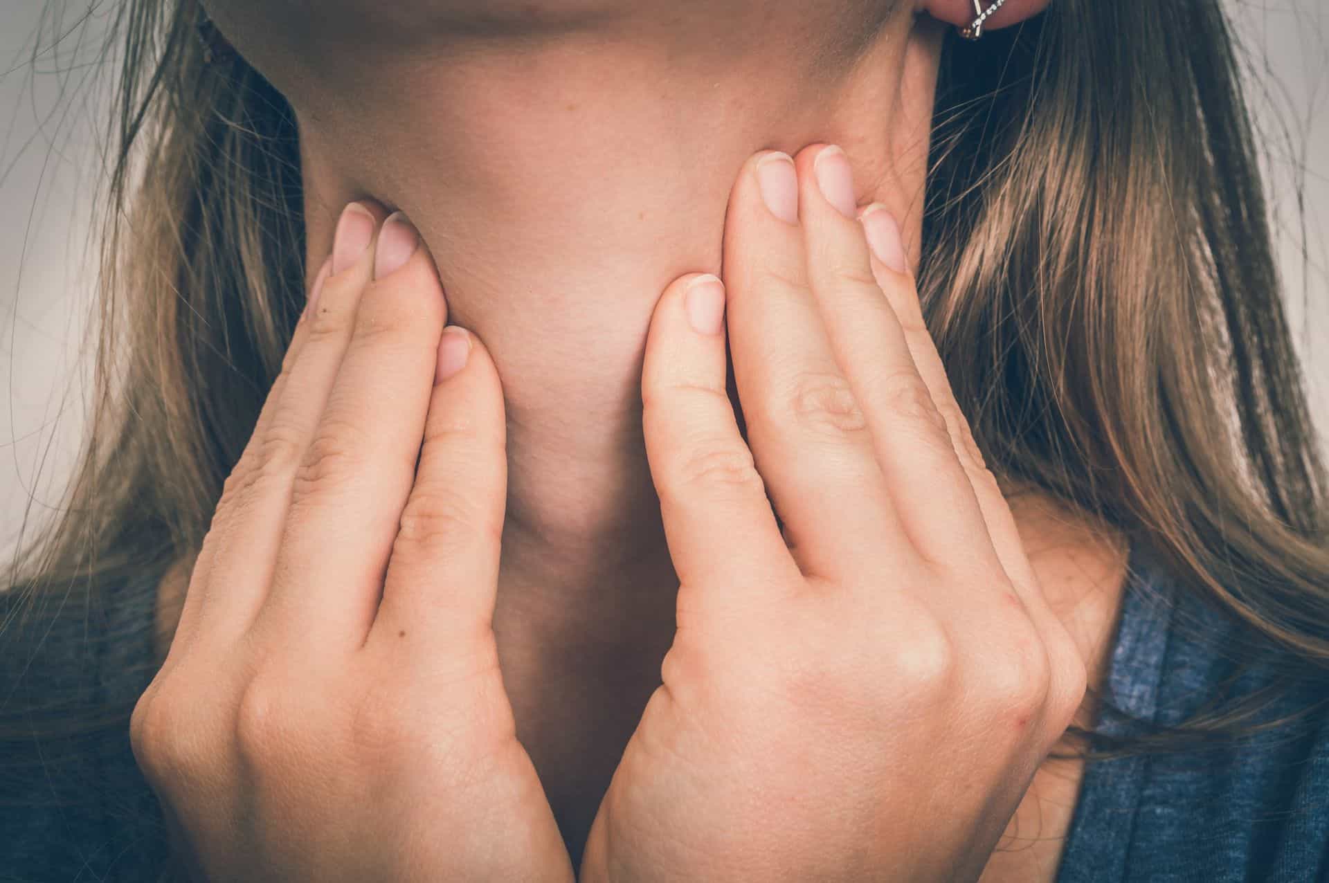 Rechazar Habitual hierro Molestias de garganta al despertar: causas y soluciones