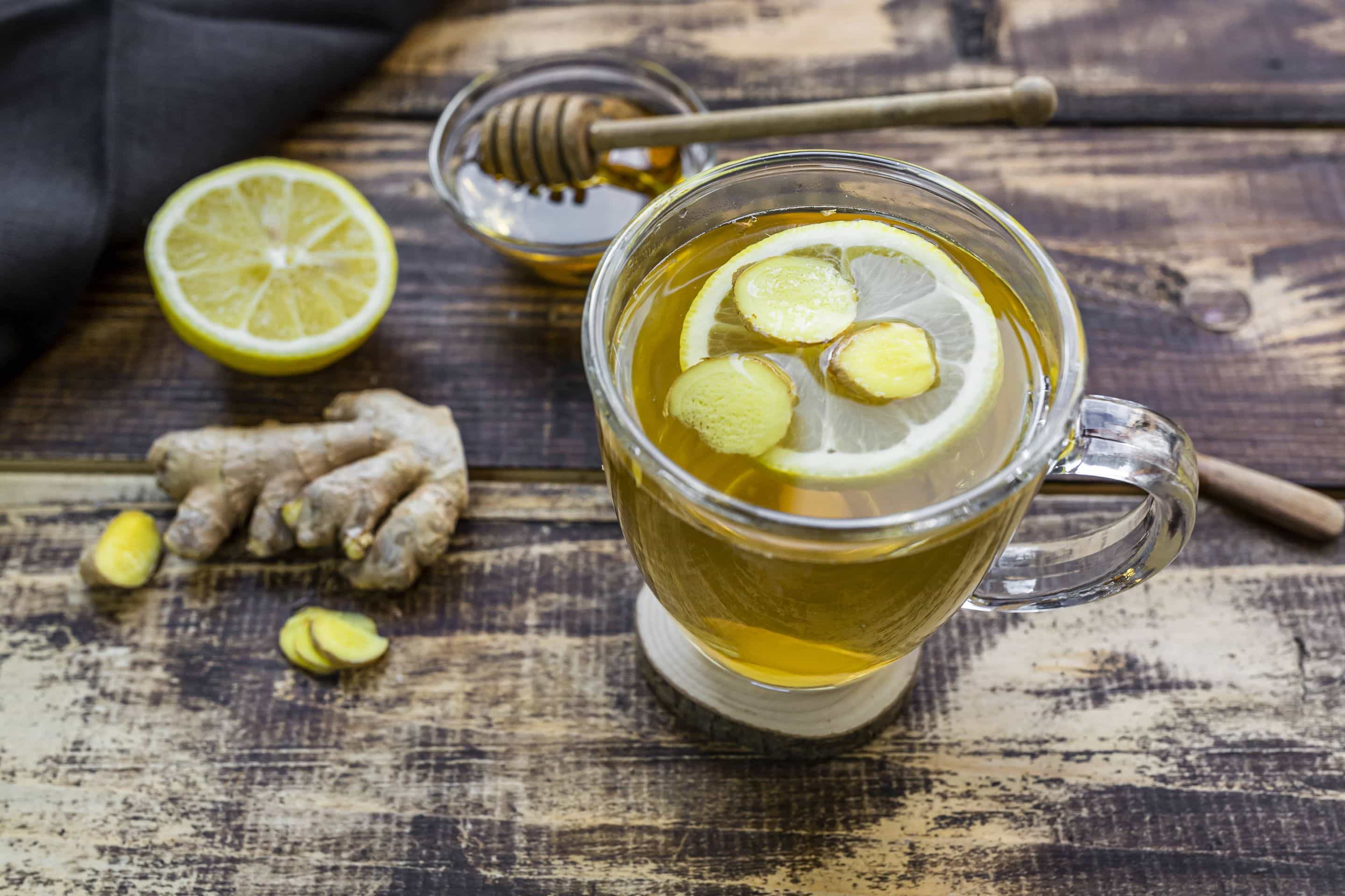 Beneficios del jengibre para la garganta irritada Beneficios del jengibre para la garganta irritada